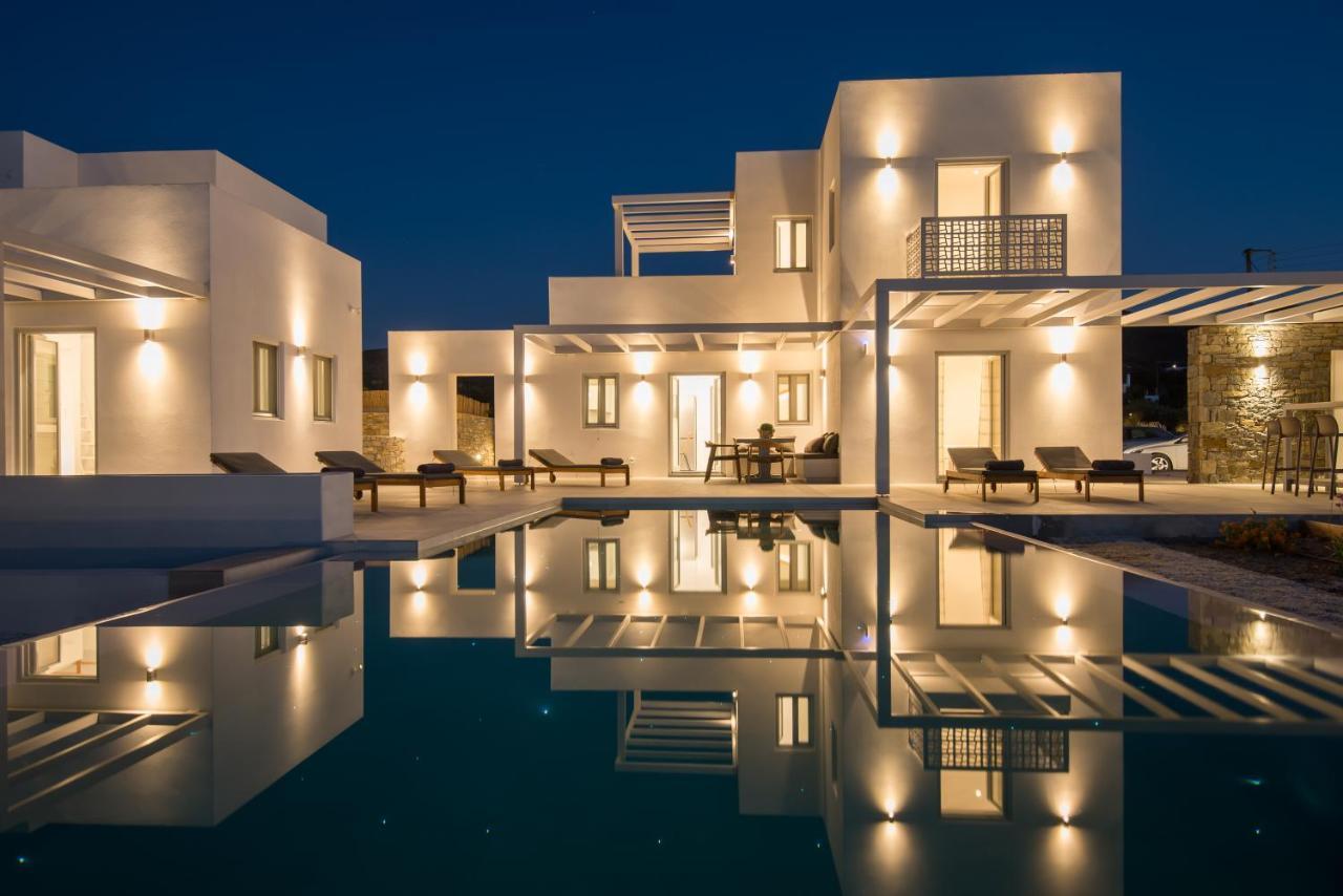 Blue Mare Villas Páros Buitenkant foto