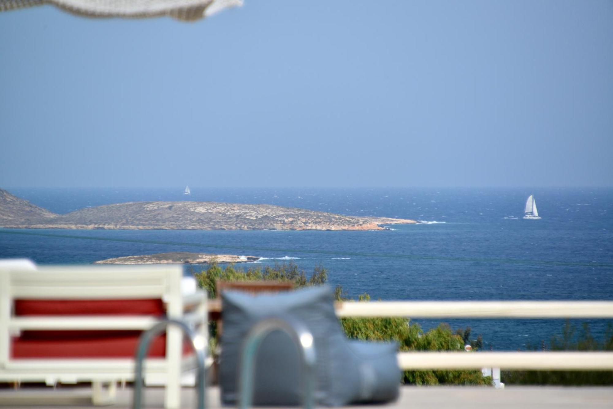 Blue Mare Villas Páros Buitenkant foto