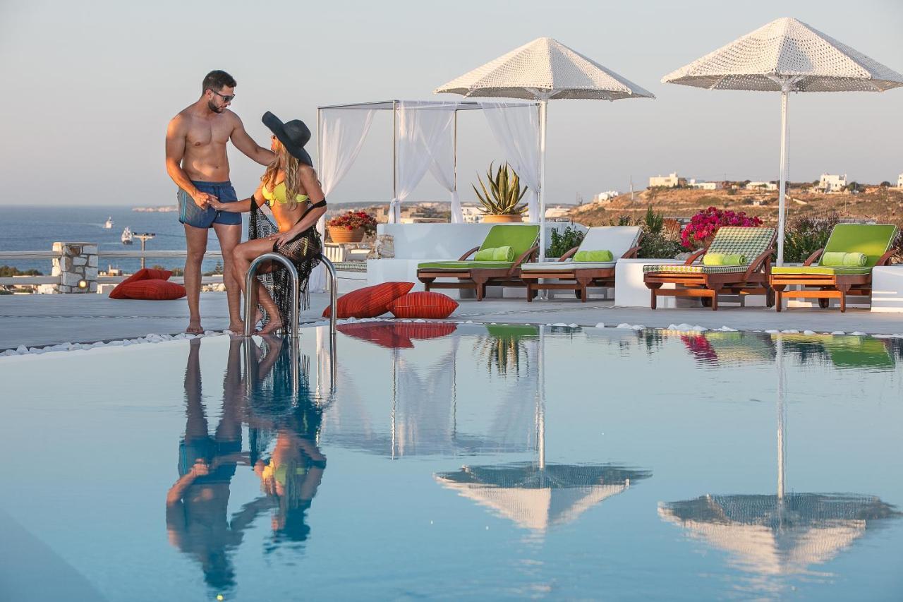 Blue Mare Villas Páros Buitenkant foto